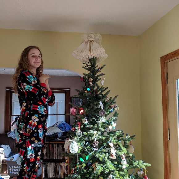 Meet your Posher, Cass - Picture 1 of 1